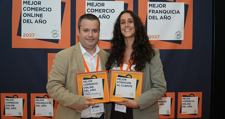 123tinta.es revalida los premios al Mejor Comercio Online del Año y a la Mejor Atención al Cliente