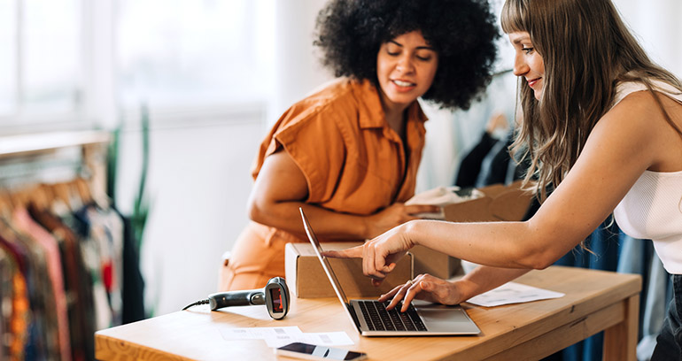 Las pymes que aplican inteligencia artificial y analítica avanzada son hasta un 45% más eficientes